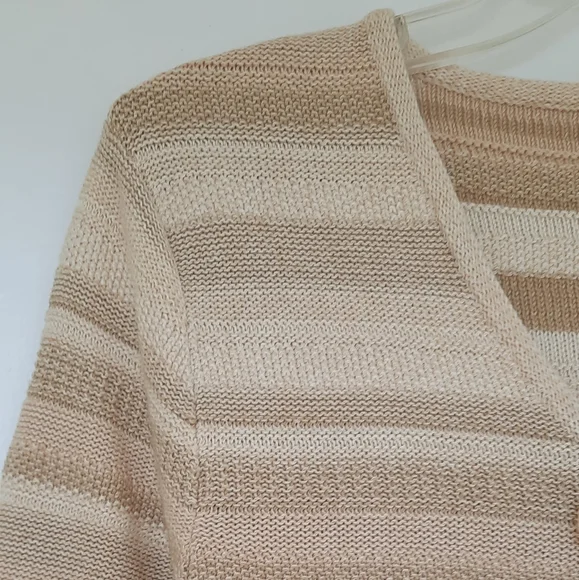 Lauren Ralph Lauren knit sweater size L. - Picture 5 of 10